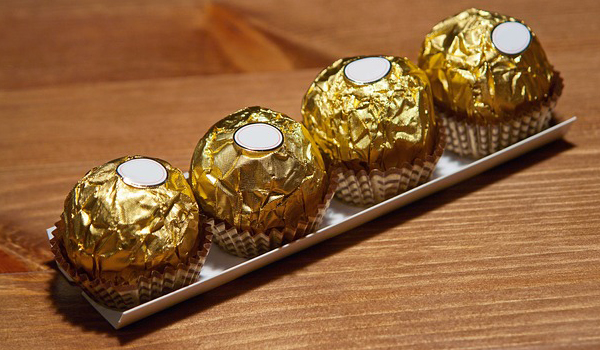 Imported Chocolates Suppliers in Tuljapur