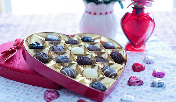 Valentine Day Chocolate Suppliers in Songadh