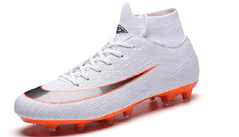 Men Football Shoes Suppliers