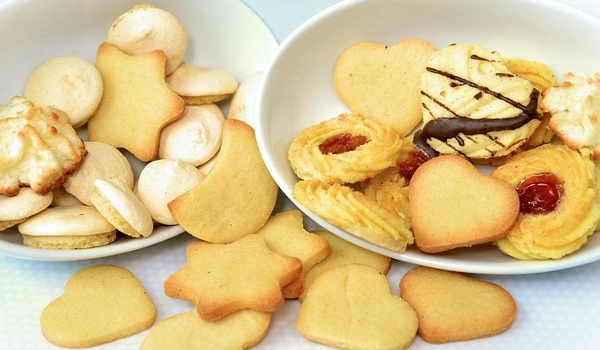 Cookies, Biscuits & Snacks Suppliers in Radhanpur