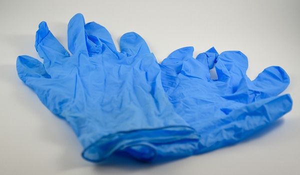 Disposable Gloves Suppliers in Ahmedabad