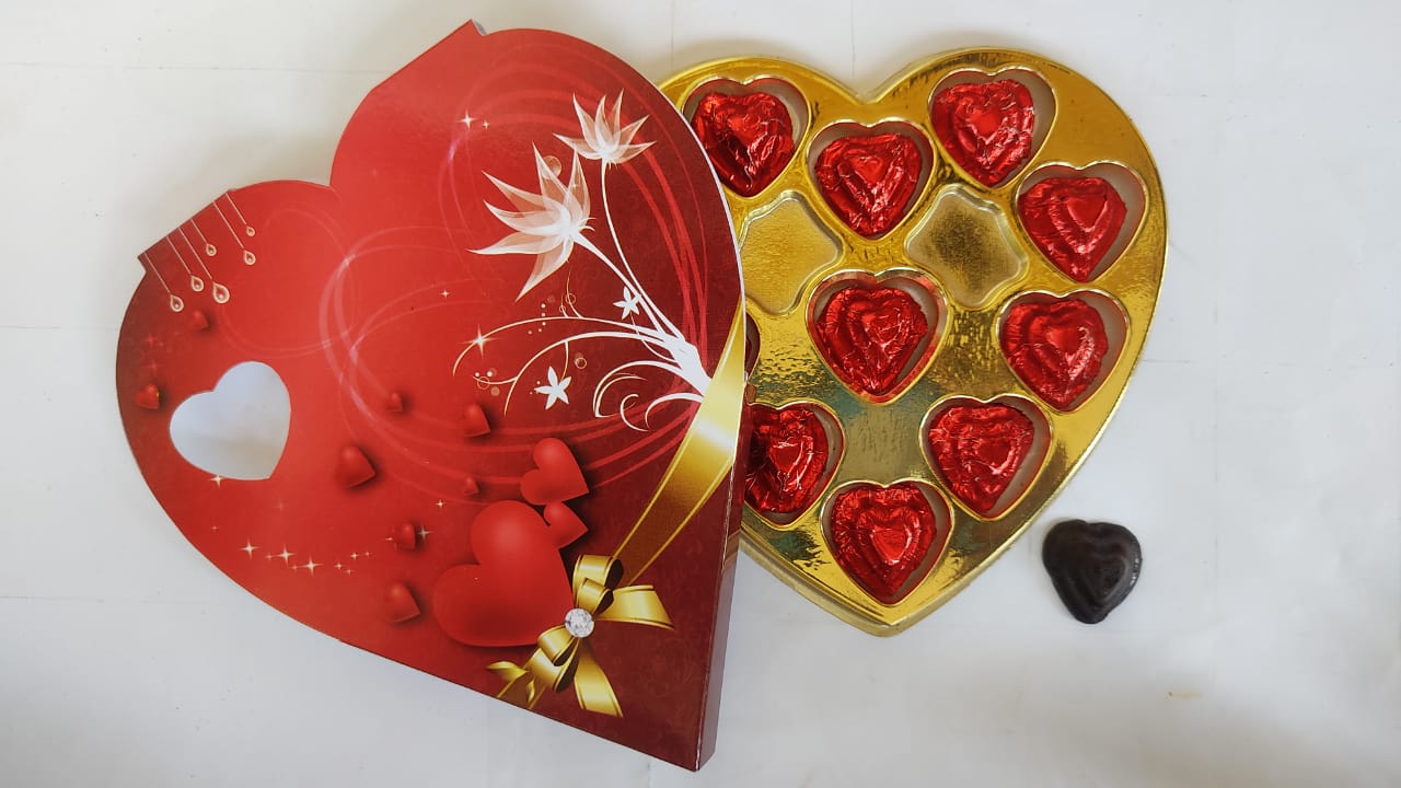 Valentine Dark Chocolate Pack from Aadiya Herbals 