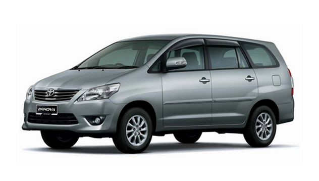 TOYOTA INNOVA