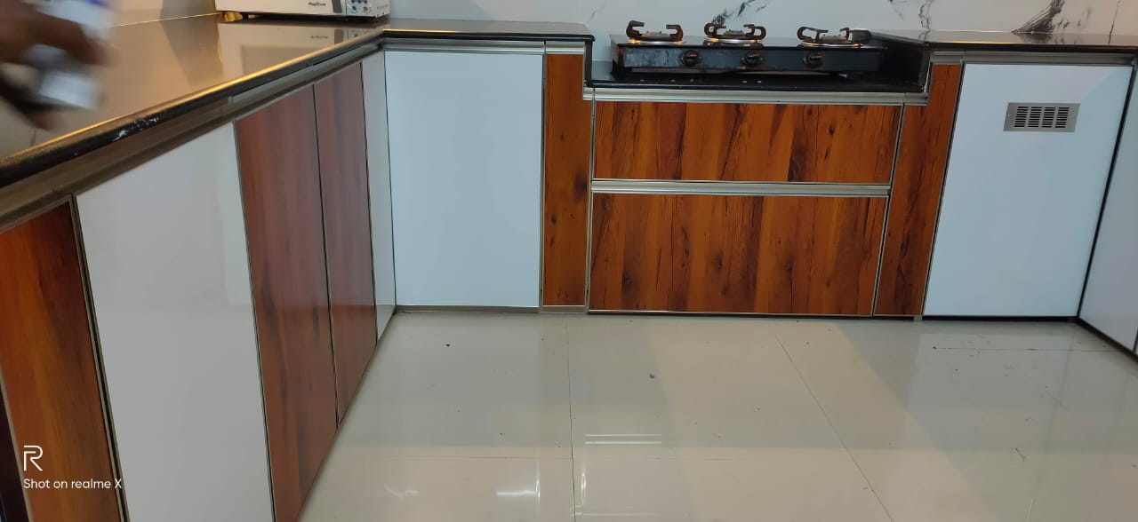 Aluminum modern kitchen from Home interior decorators