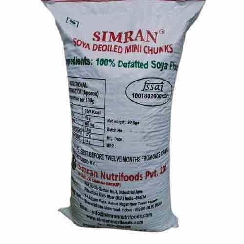 Simran Soya Deoiled Mini Chunk from Simran Nutrifoods Pvt. Ltd.