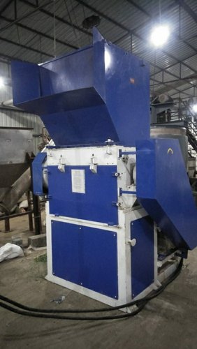 PET Bottle Crusher Machine from Kalpataru Polymer Private Limited