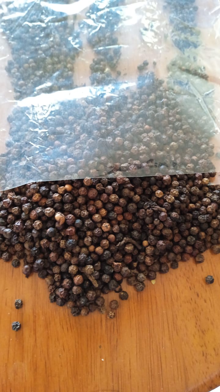 Fresh Organic Black Pepper