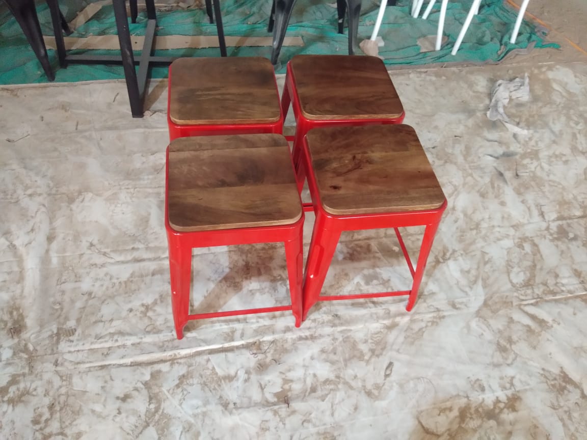 Wooden and Iron Stool  from AMBER ART EXPORT