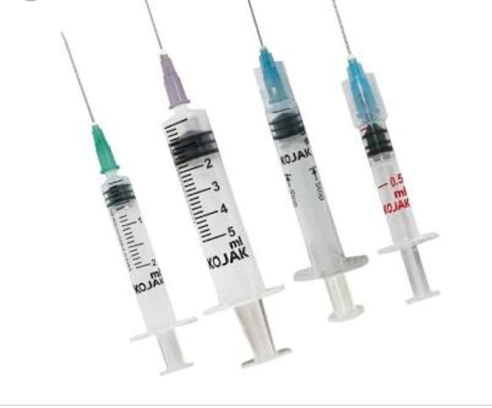 Dispo Van Syringe With Needle