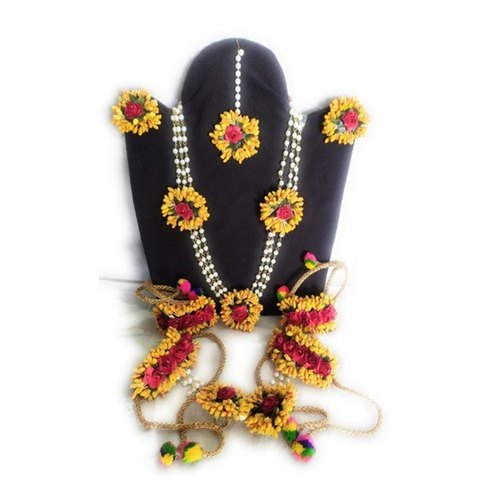 Spectrum Jaipur Trendy Flower Jewellery Set from Bharat Sales